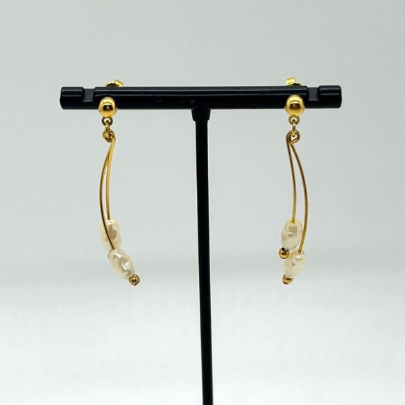 Faux Freshwater Pearl Gold-Tone Dangle Earrings Minimalist Design Lightweight - Picture 2 of 16